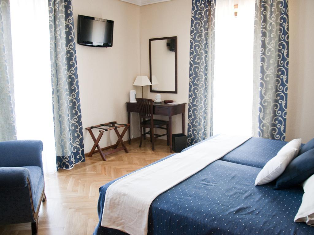 Hotel Rural Torreblanca Guadarrama Quarto foto